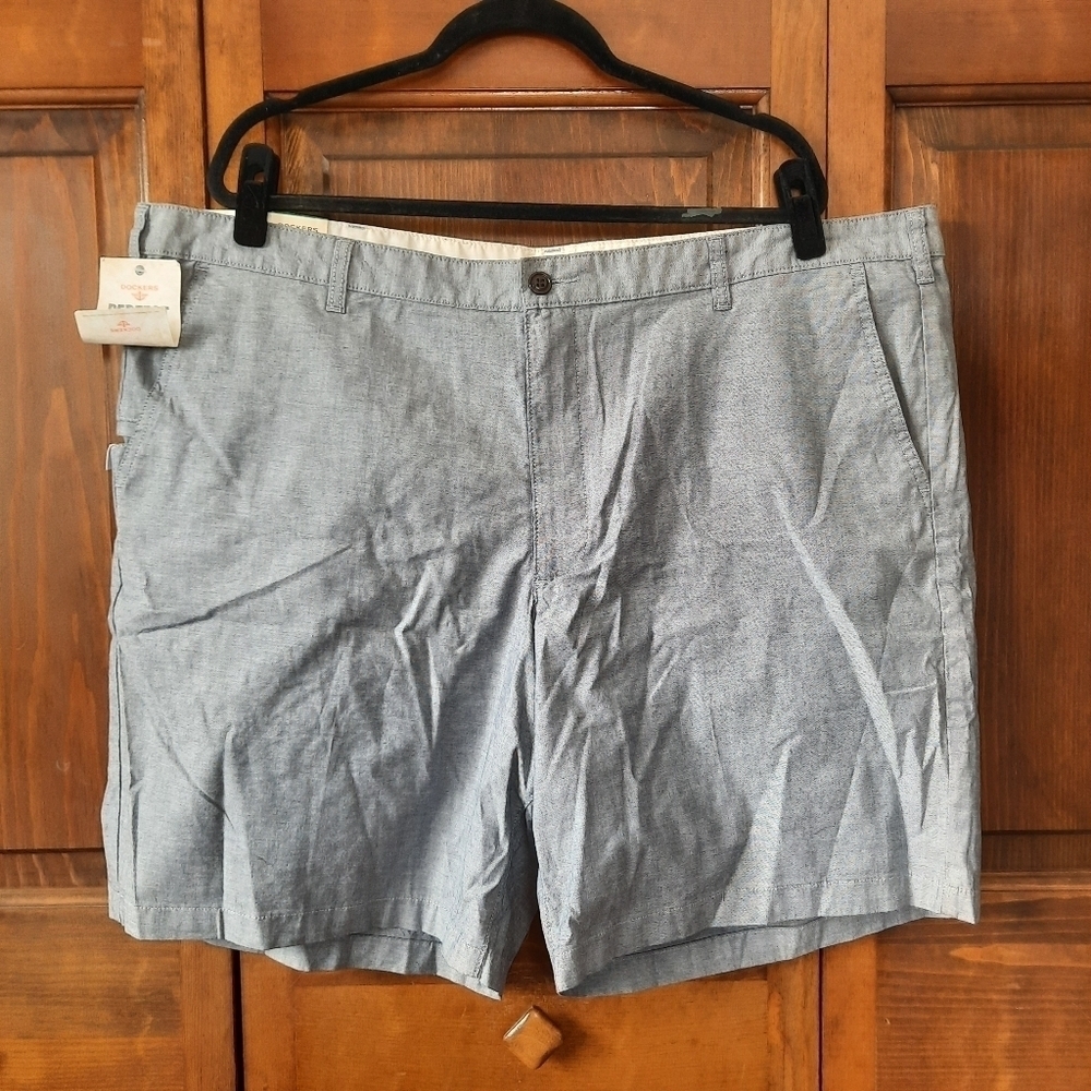 NWT Dockers Big & Tall Perfect Short Blue Gray Smartphone Pocket Casual Size 46